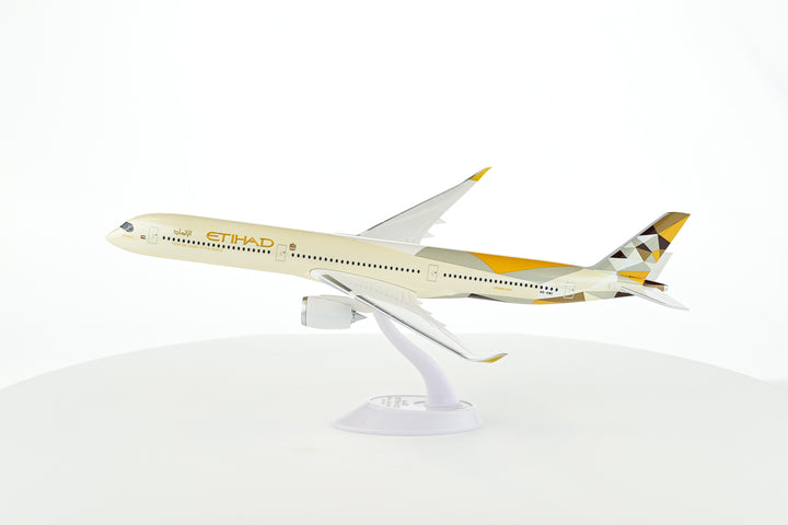 Etihad Airways Airbus A350-1000 1:200 scale model aircraft