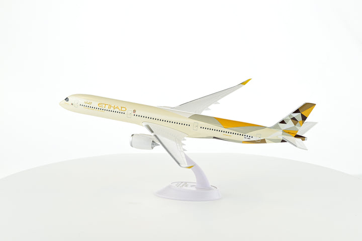 Etihad Airways Airbus A350-1000 model aircraft detail