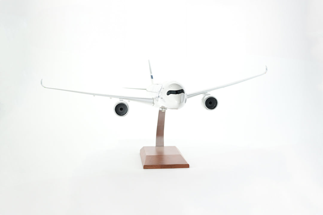 Finnair Airbus A350-900 model aircraft side view