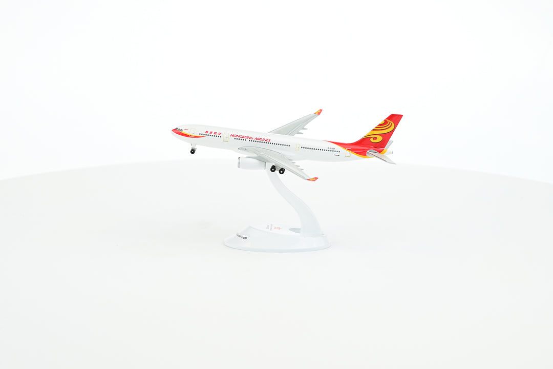 Hong Kong Airlines A330-200 1:400 B-LND Scale mode one-piece diecast  sideview left