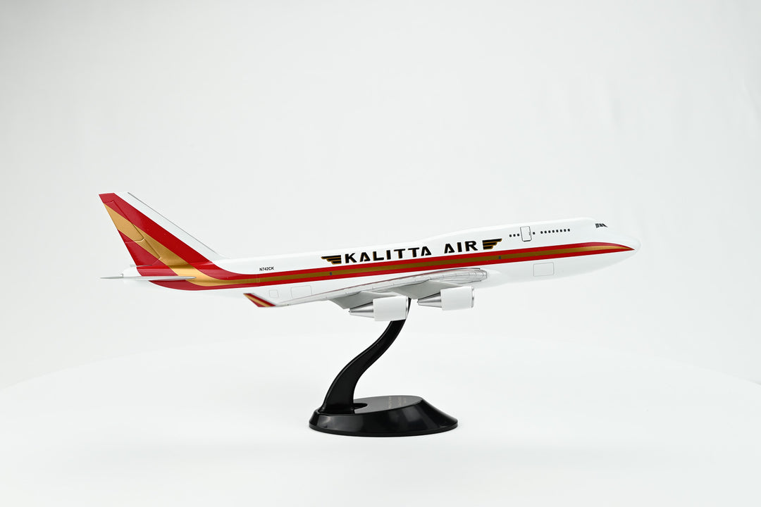 Kalitta Air Boeing 747-400BCF 1:200 scale freighter model aircraft