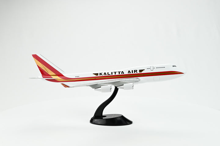 Kalitta Air Boeing 747-400BCF freighter model aircraft side view