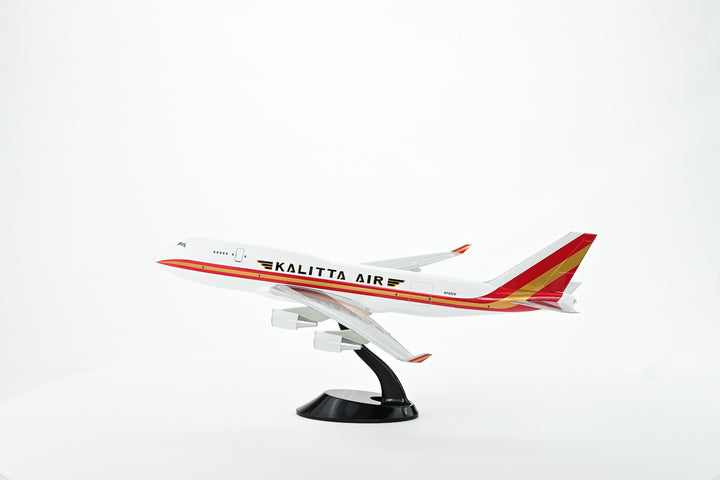 Kalitta Air Boeing 747-400BCF freighter model aircraft side view