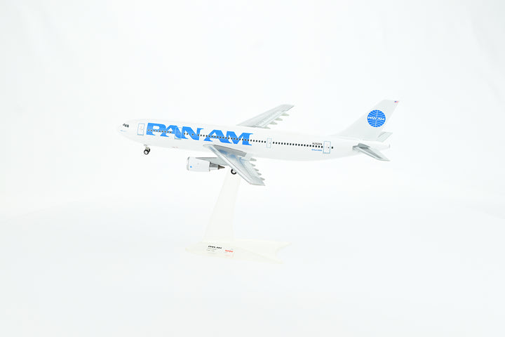 Pan Am Airbus A300 model aircraft side view landing gear