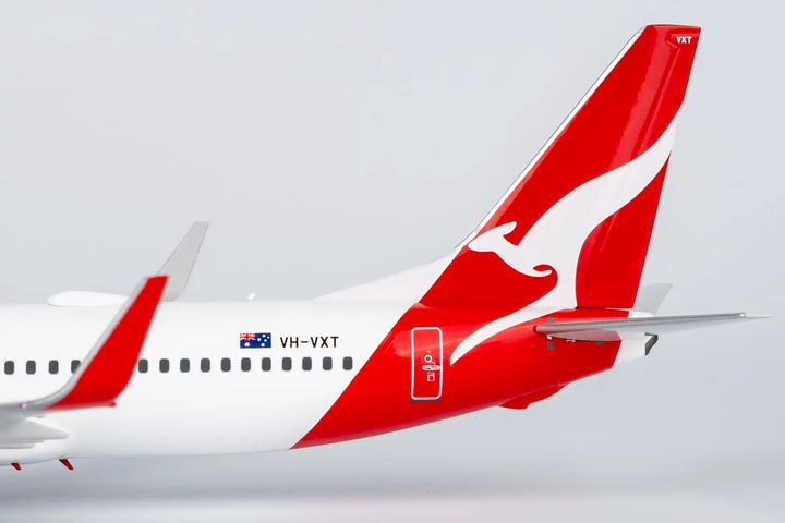 Qantas Boeing 737-800 VH-VXT diecast aircraft model by NG Models Tail 