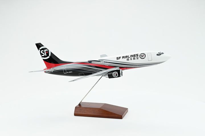 SF Express Boeing 737-300F freighter model aircraft detail one-piece design