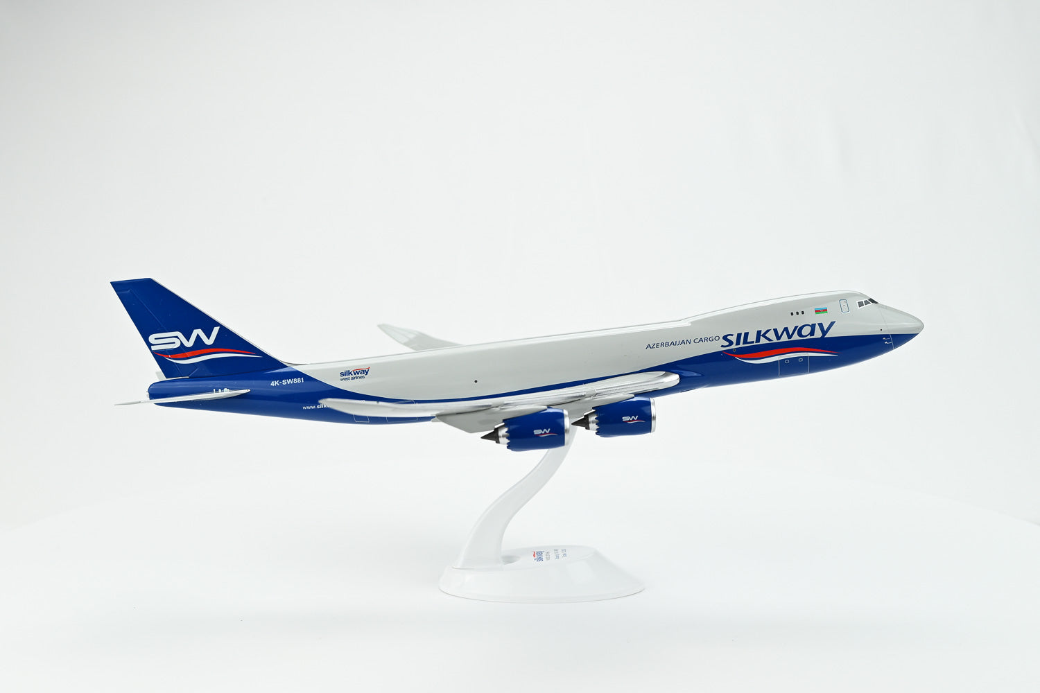 Silk Way Airlines Boeing 747-8F 1:200 scale freighter model aircraft