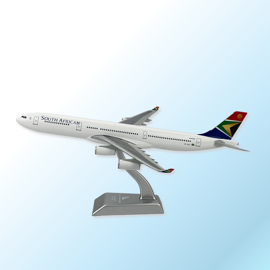 South African Airways Airbus A340-300 1:200 scale model aircraft