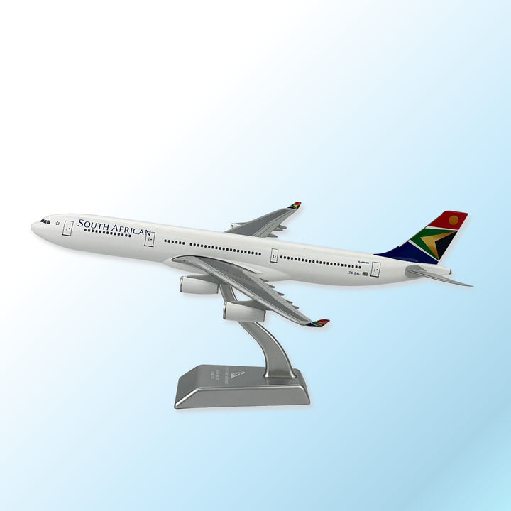 South African Airways Airbus A340-300 1:200 scale model aircraft