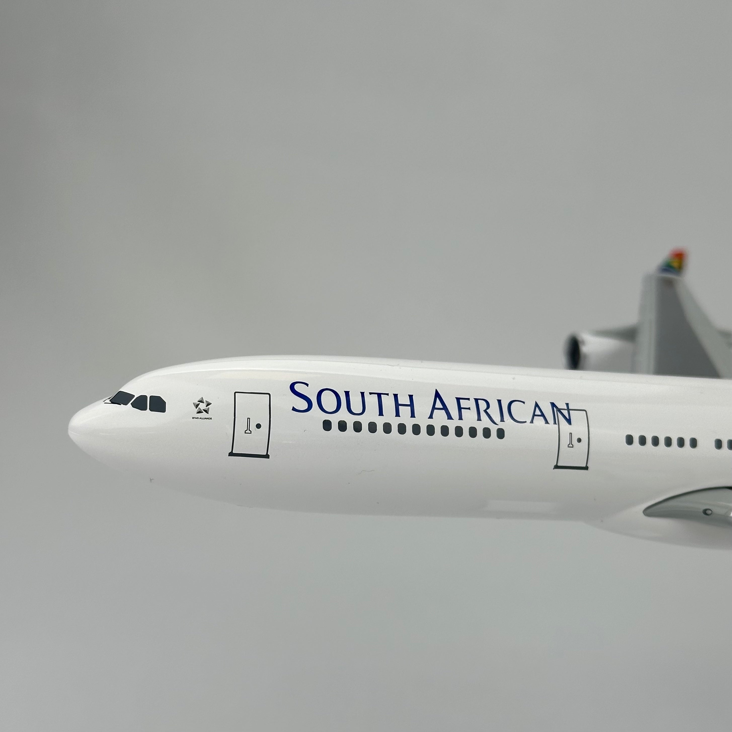 South African Airways Airbus A340-300 1:200 Aircraft Model | HeroPlane