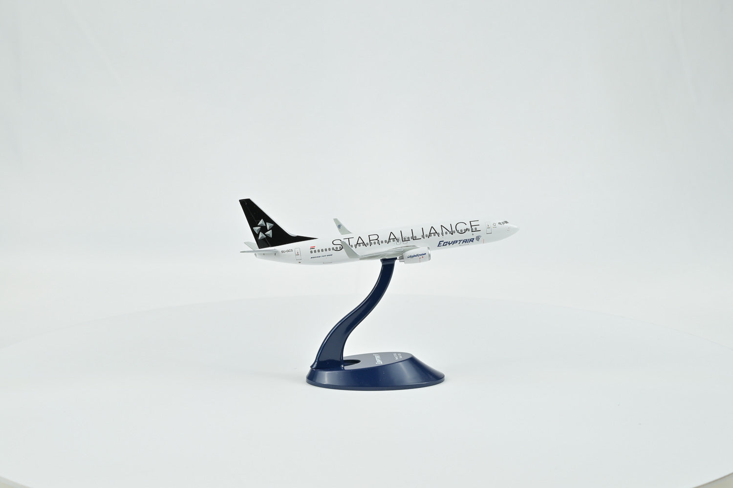 Star Alliance EgyptAir Boeing 737-800 1:200 scale model aircraft