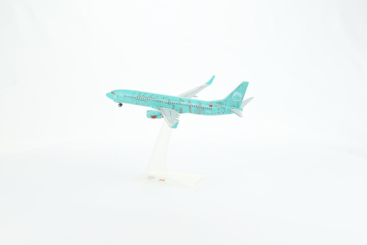 SunExpress Boeing 737-800 model aircraft detail one-piece construction TC-SUZ