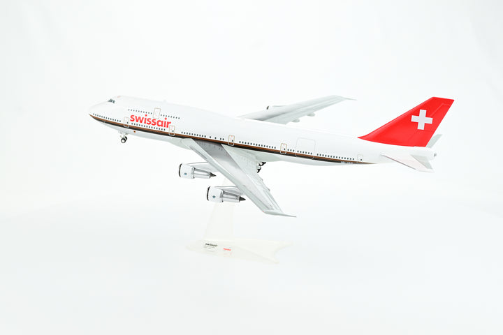 SWISS Boeing 747-300 model aircraft detail one-piece construction