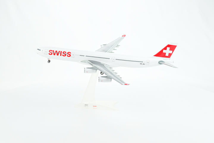SWISS Airbus A340-300 1:200 scale model aircraft HB-JMJ landing gear one-piece