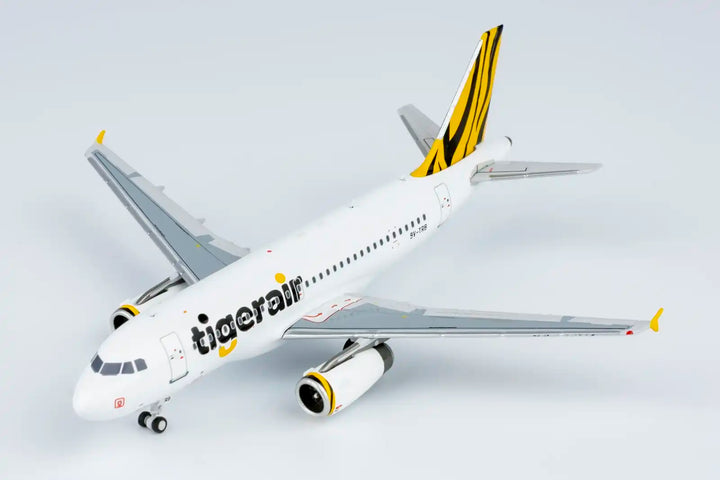 Tigerair Airbus A319-100 9V-TRB 1:400 NG Models diecast aircraft model in 2000s colors
