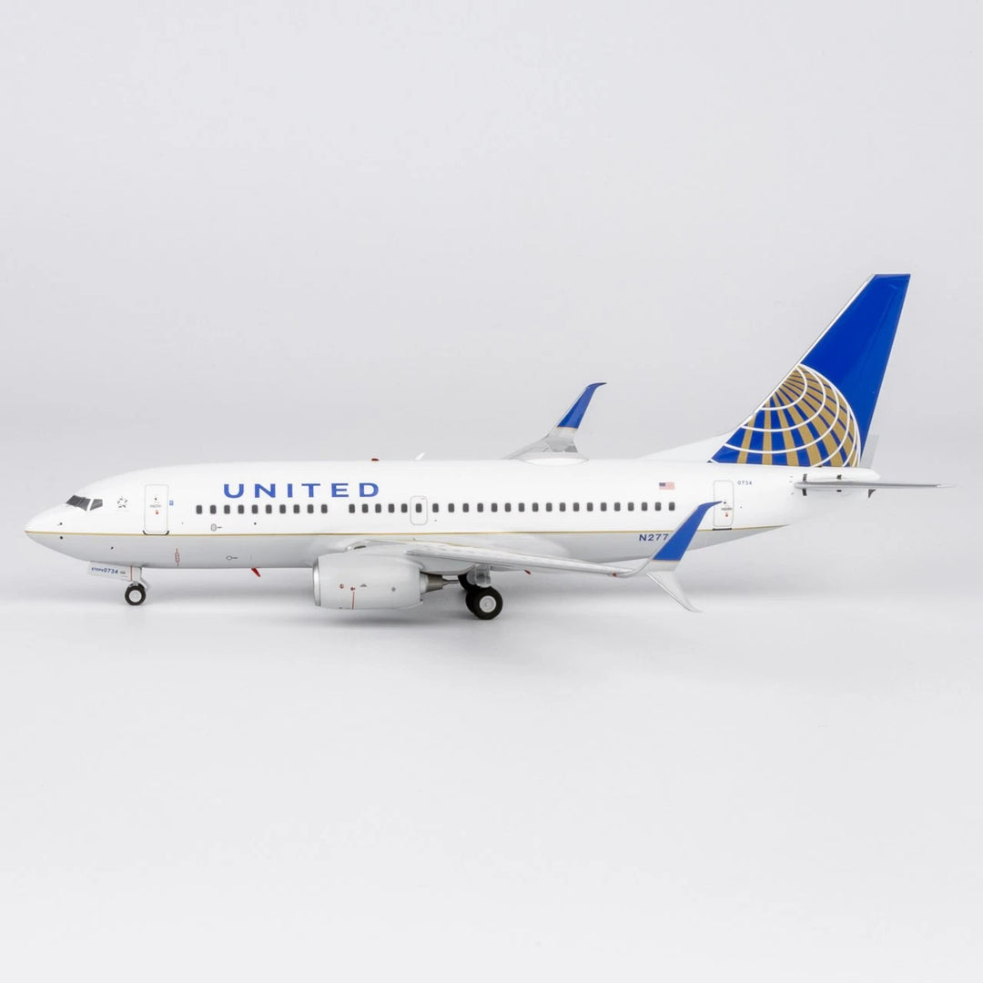 United Airlines Boeing 737-700 1:200 Diecast Model by NG Models N27734