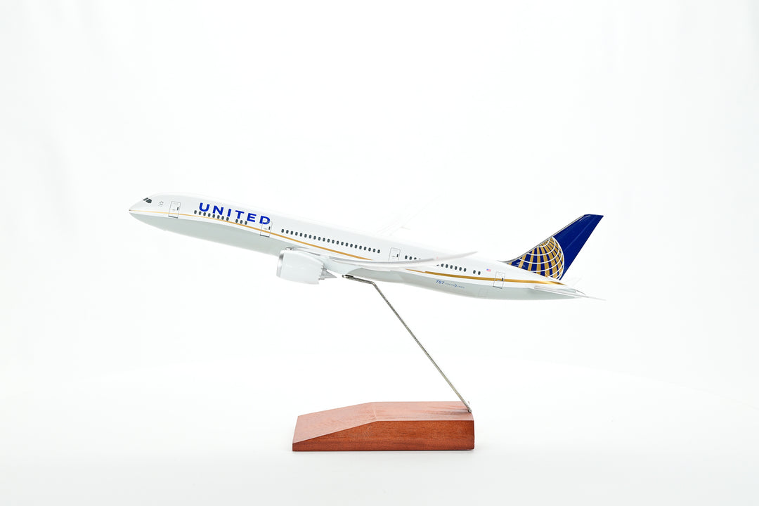United Airlines Boeing 787-9 1:200 scale model aircraft
