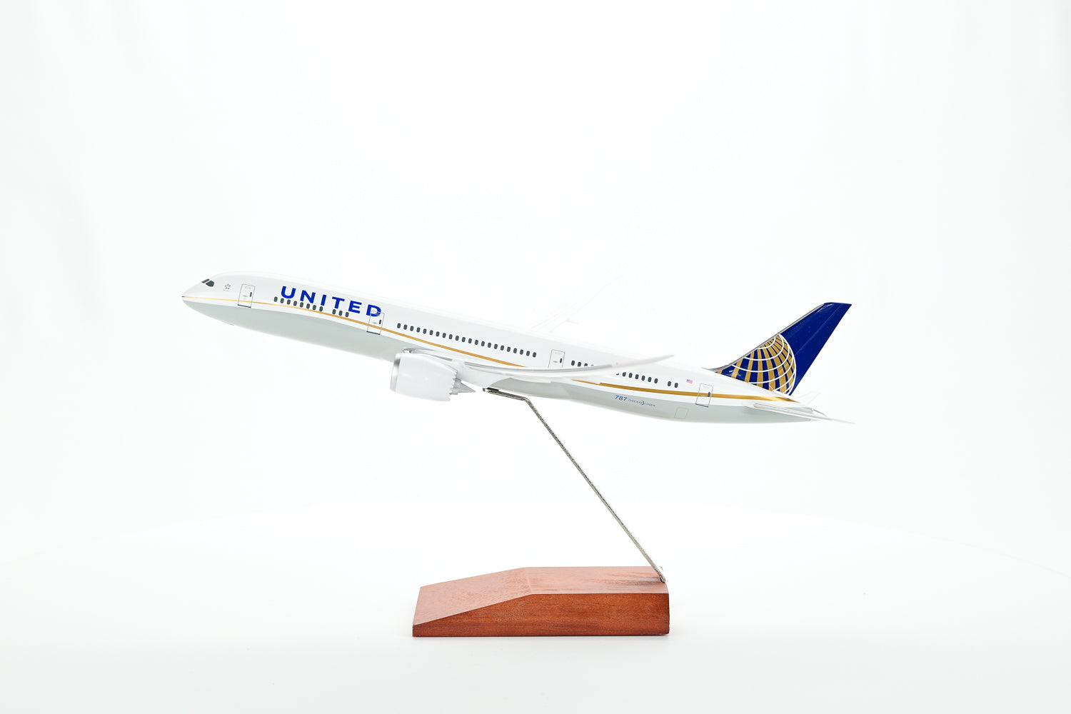 United Airlines Boeing 787-9 1:200 scale model aircraft