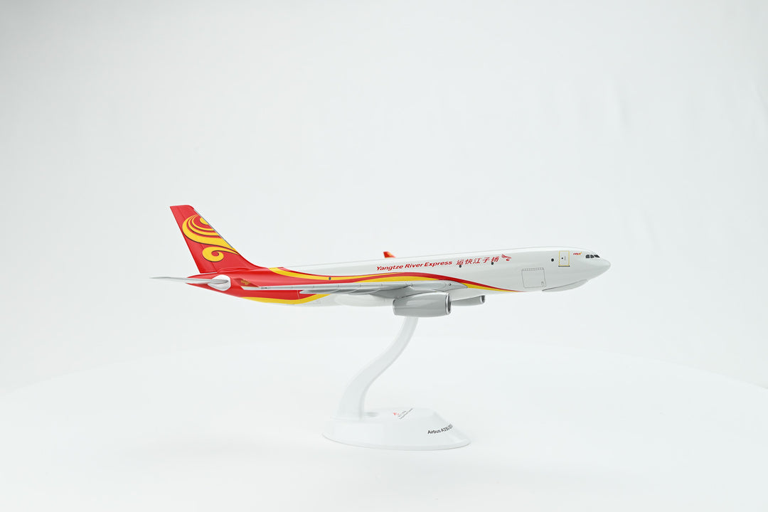 Yangtze River Express Airbus A330F scale model aircraft detail freighter design