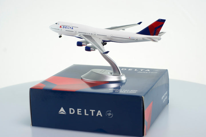 1:400 Delta Air Lines 747-400