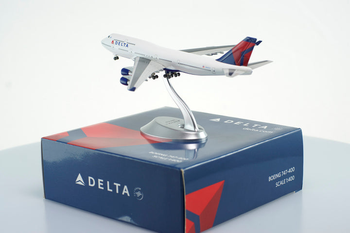 1:400 Delta Air Lines 747-400