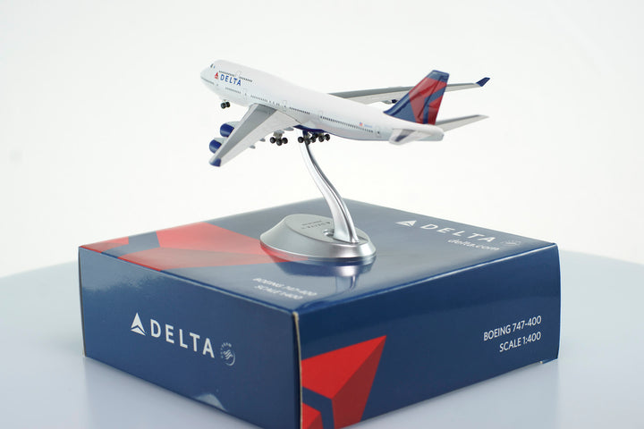 1:400 Delta Air Lines 747-400