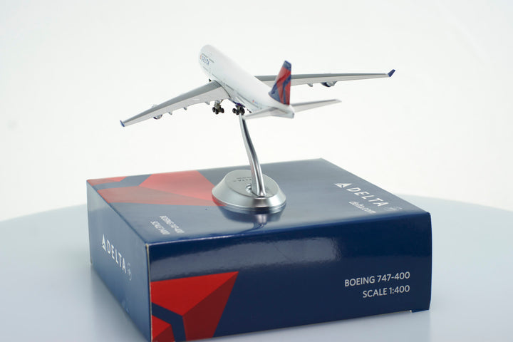 1:400 Delta Air Lines 747-400