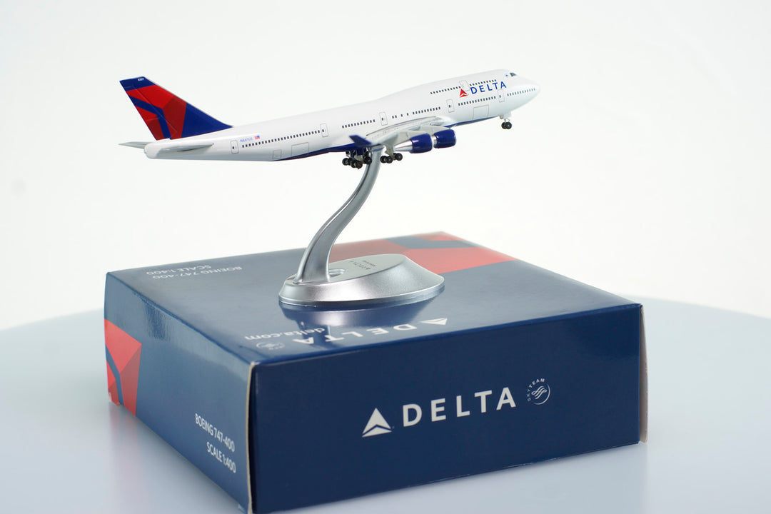 1:400 Delta Air Lines 747-400