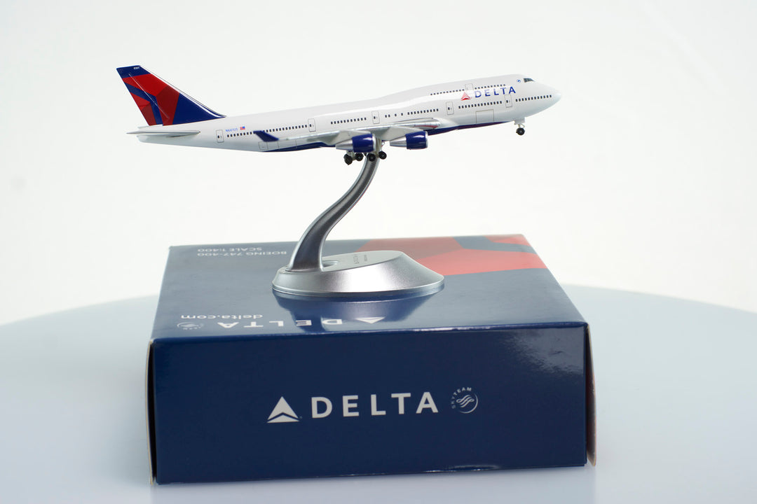 1:400 Delta Air Lines 747-400