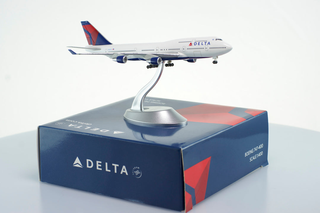 1:400 Delta Air Lines 747-400