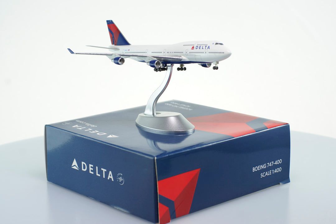 1:400 Delta Air Lines 747-400