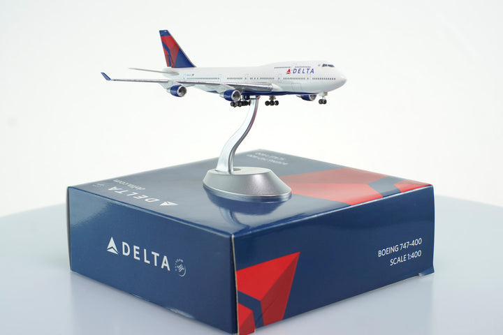 1:400 Delta Air Lines 747-400