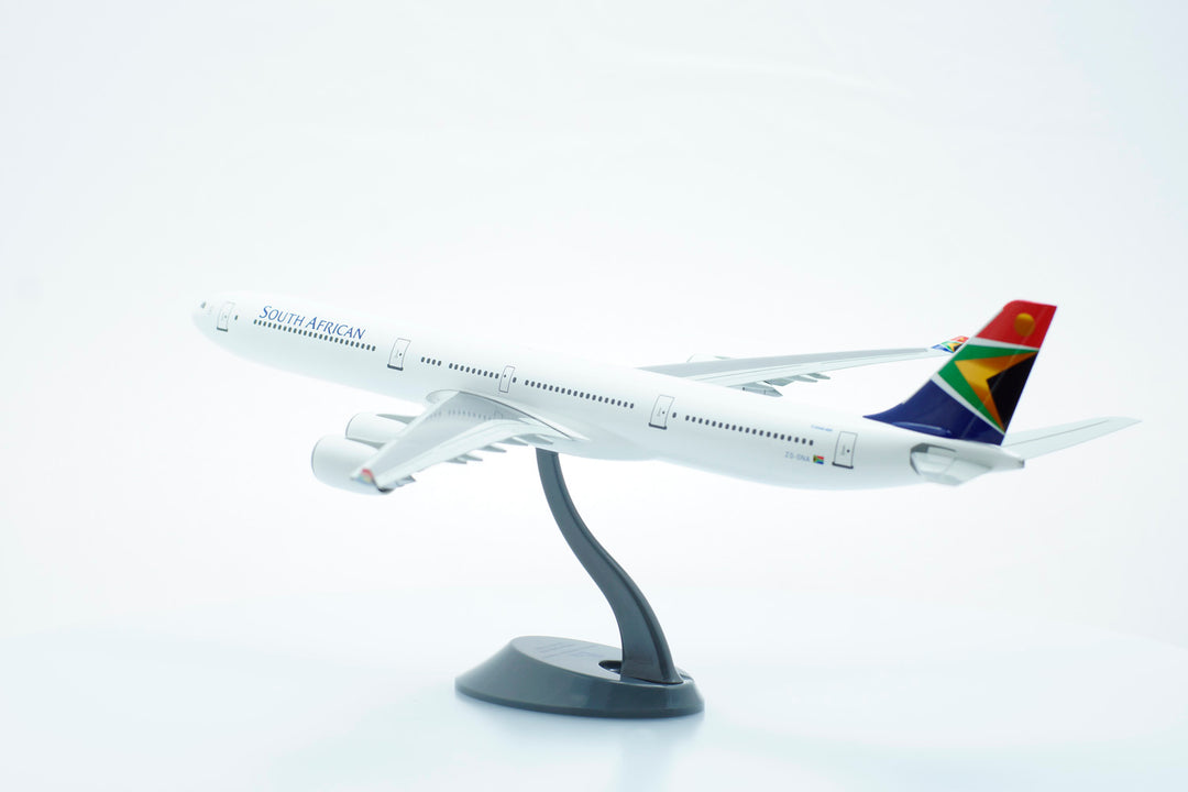 1:200 South African A340-600