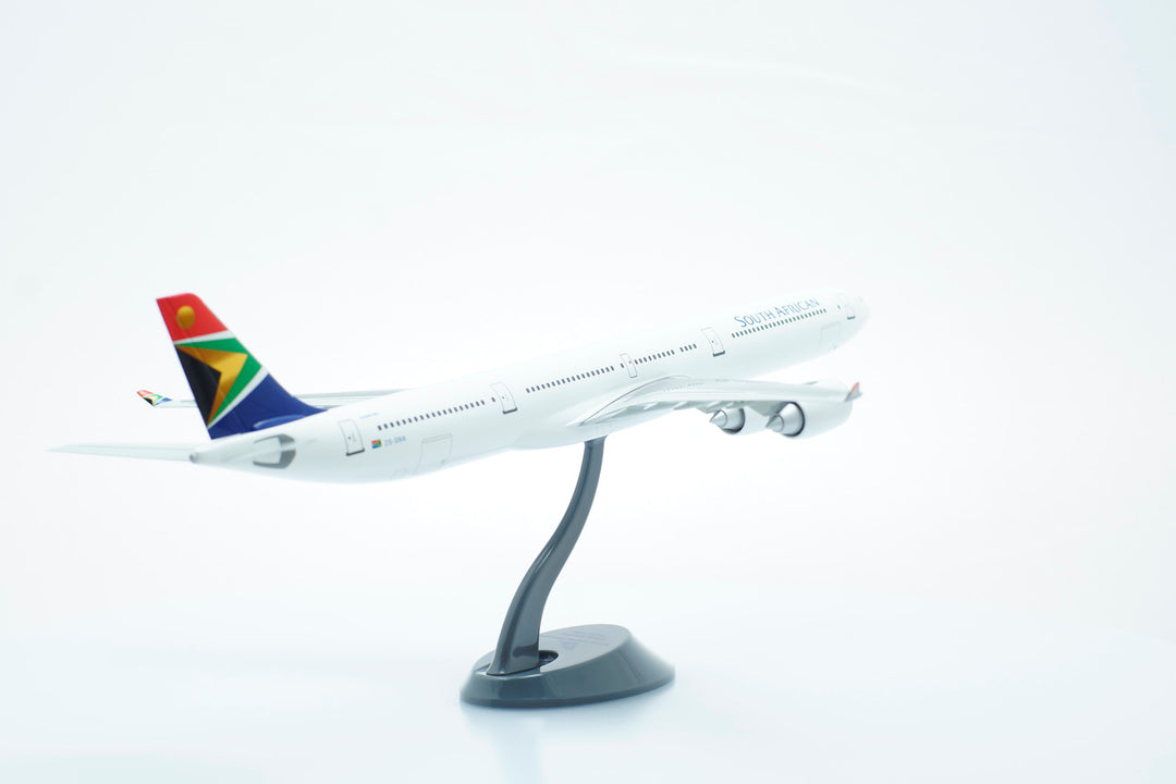 1:200 South African A340-600