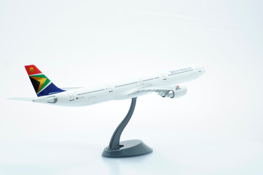 1:200 South African A340-600