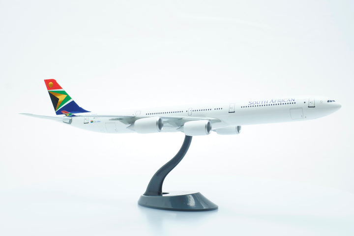 1:200 South African A340-600