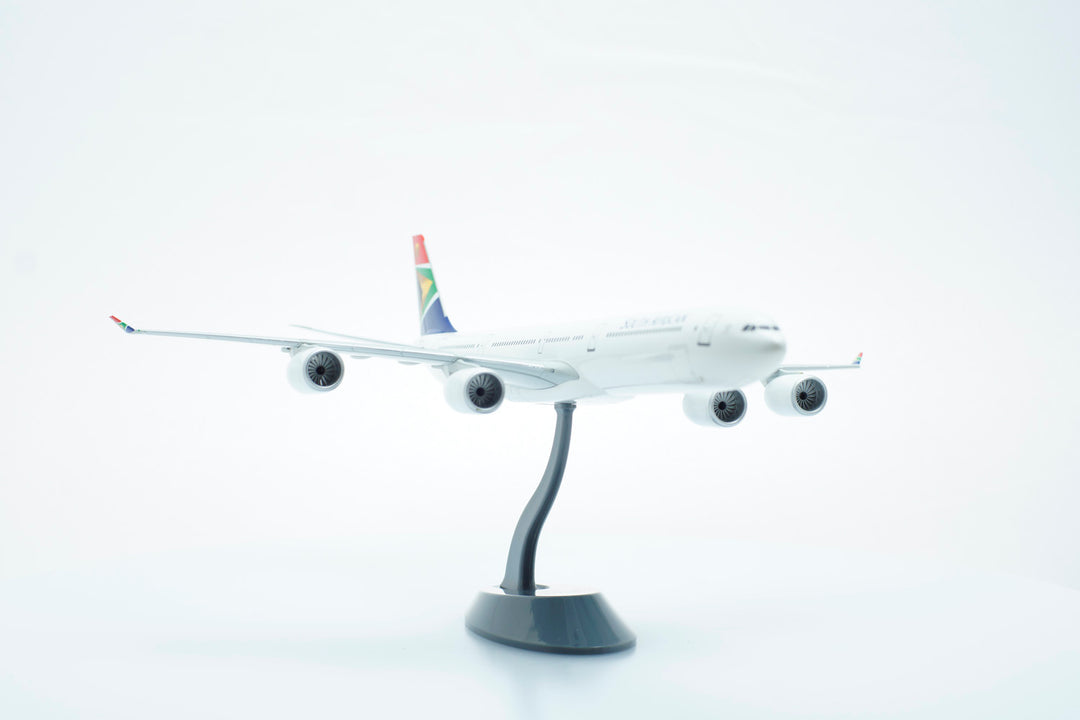 1:200 South African A340-600