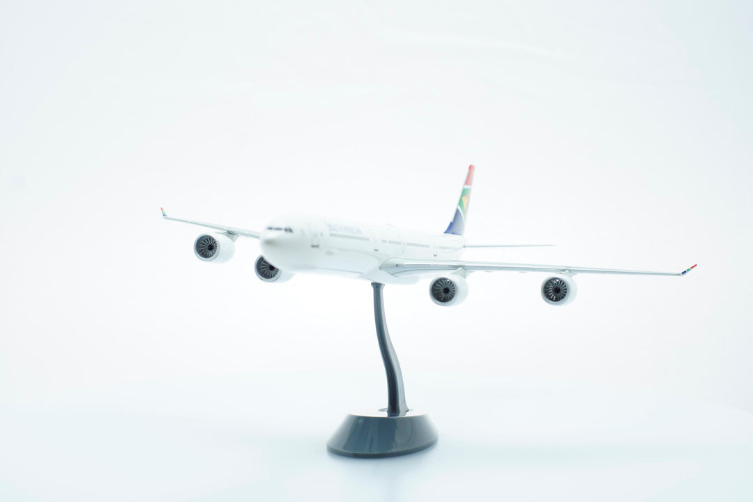 1:200 South African A340-600