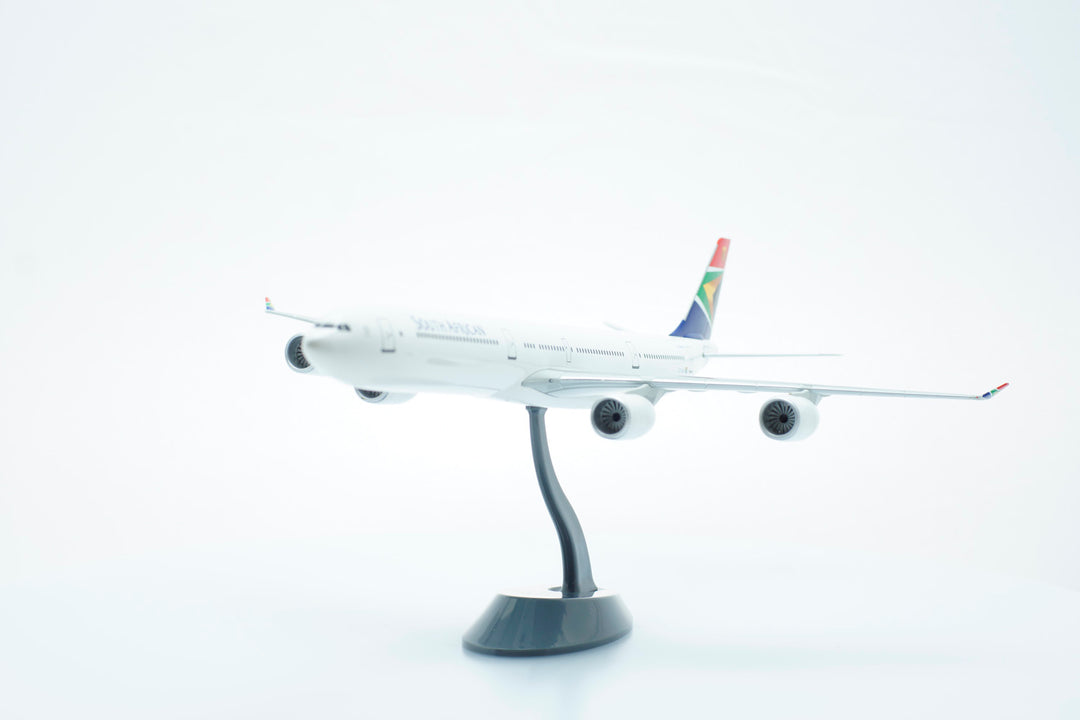 1:200 South African A340-600