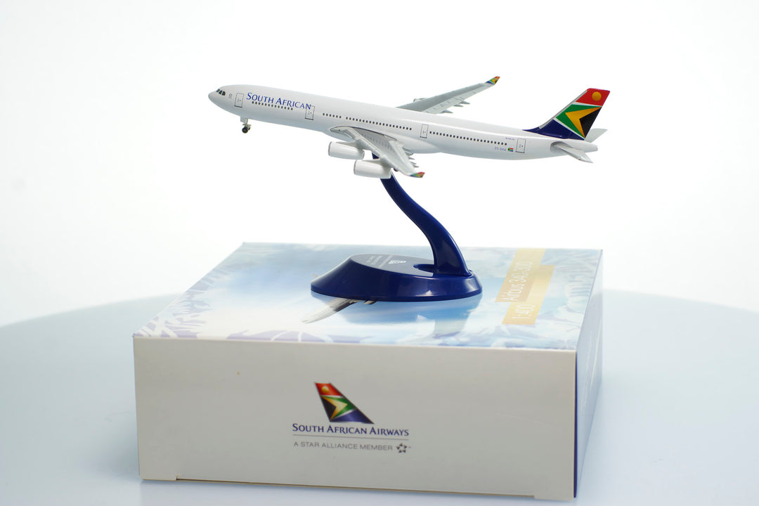 South African Airways Airbus A340-300 model aircraft detail diecast finish